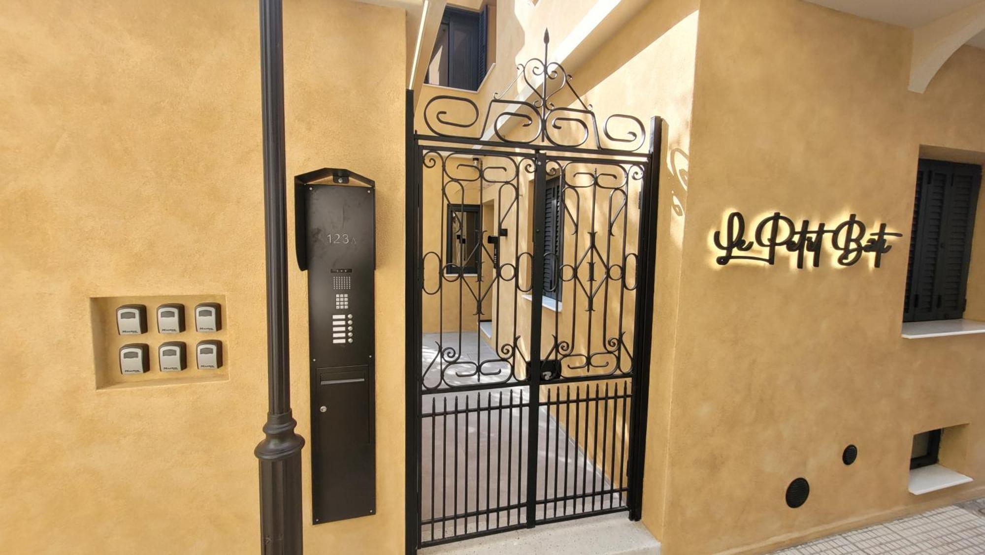 Apartament Luxury - Le Petit Bati Wolos Zewnętrze zdjęcie